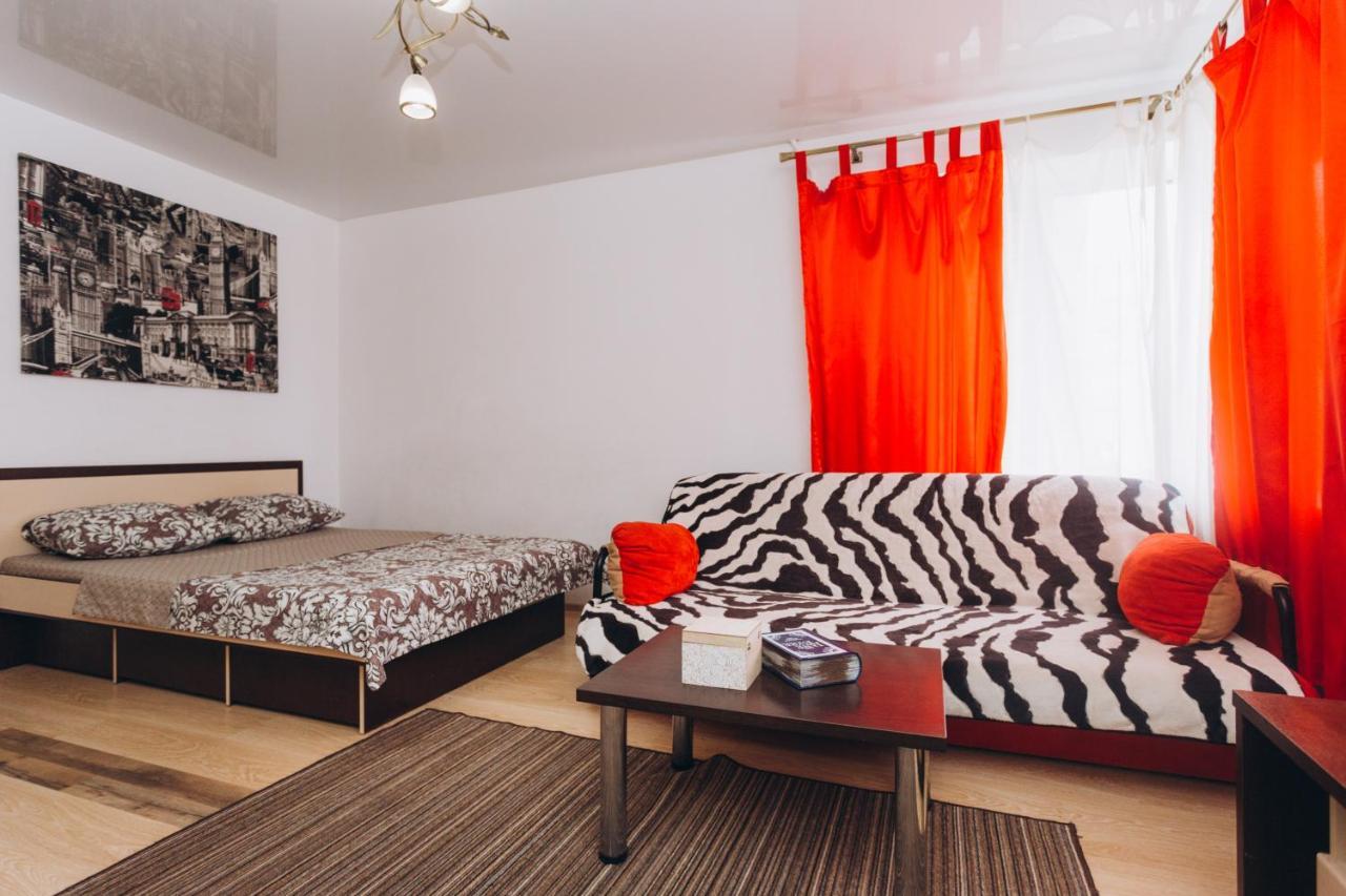 Apart-Hotel On Street Kharkovskaya 9 Floor Sumy Exterior photo